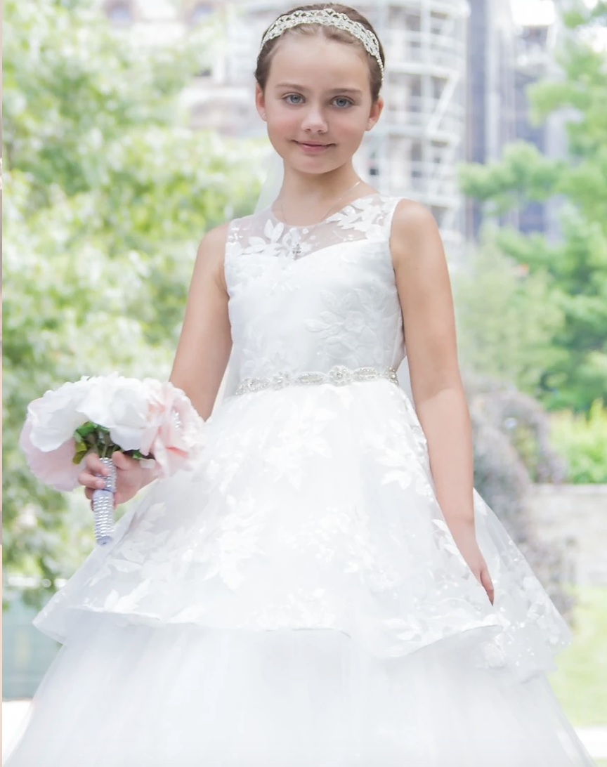 Princess Daliana Communion Trunk Show Main Image